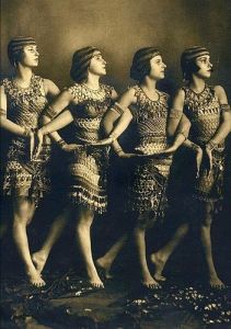 Egyptian dancers